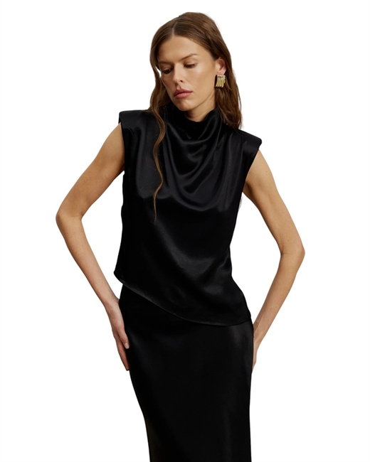 Блуза из вискозы - фото 322697