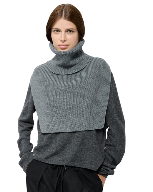 Манишка из шерсти мериноса - фото 323121