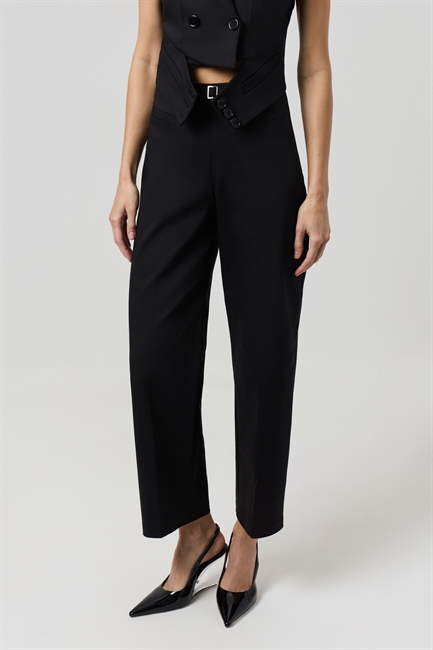 Брюки прямого кроя - фото 323268