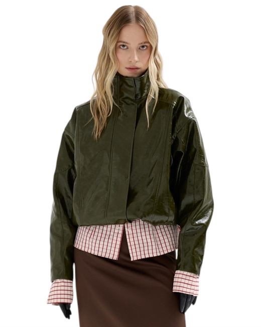 Бомбер из лакированной экокожи утепленный - фото 329560