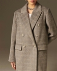 Пальто двубортное с карманами с клапанами - фото 208005