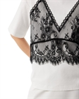 Футболка с отделкой из кружева - фото 328578